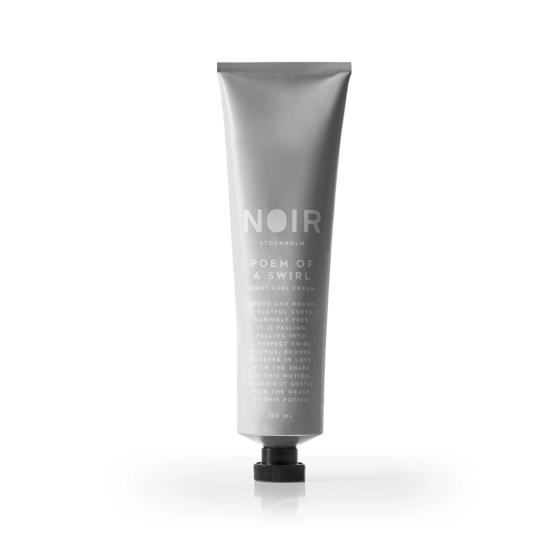 Noir_e_Poem_of_a_swirl_E_e097378b-eaa7-428c-8f83-03a20bf8f905